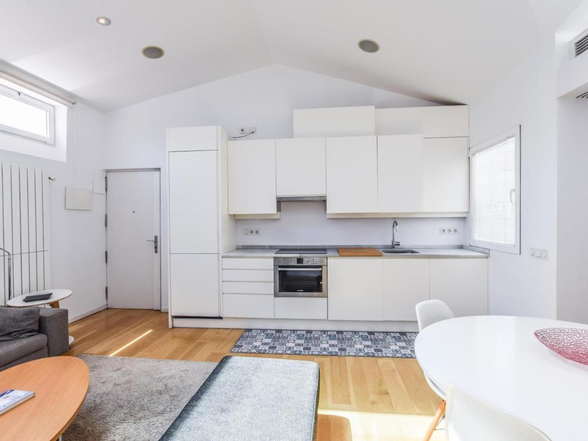 Apartament Atico Reformado En Anton Martin Madryt Zewnętrze zdjęcie